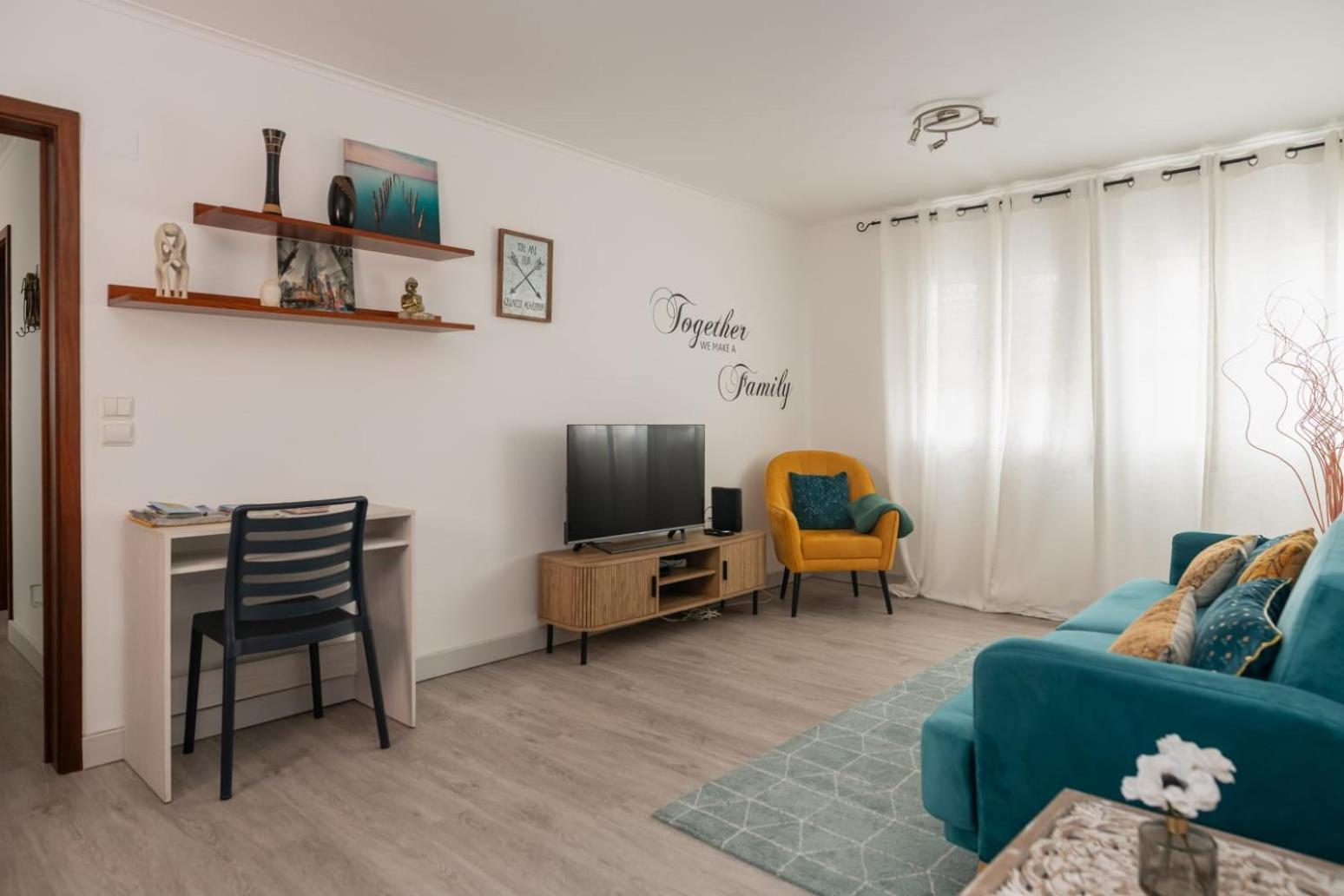 Family Friendly Azorean Apartment Ponta Delgada Exterior foto